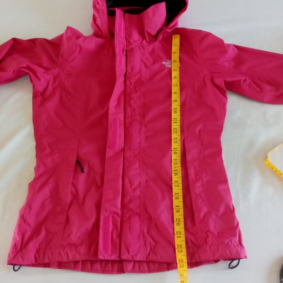 The North face hyvent Fuchsia lightweight waterproof jacket Size XS - Picture 6 of 9